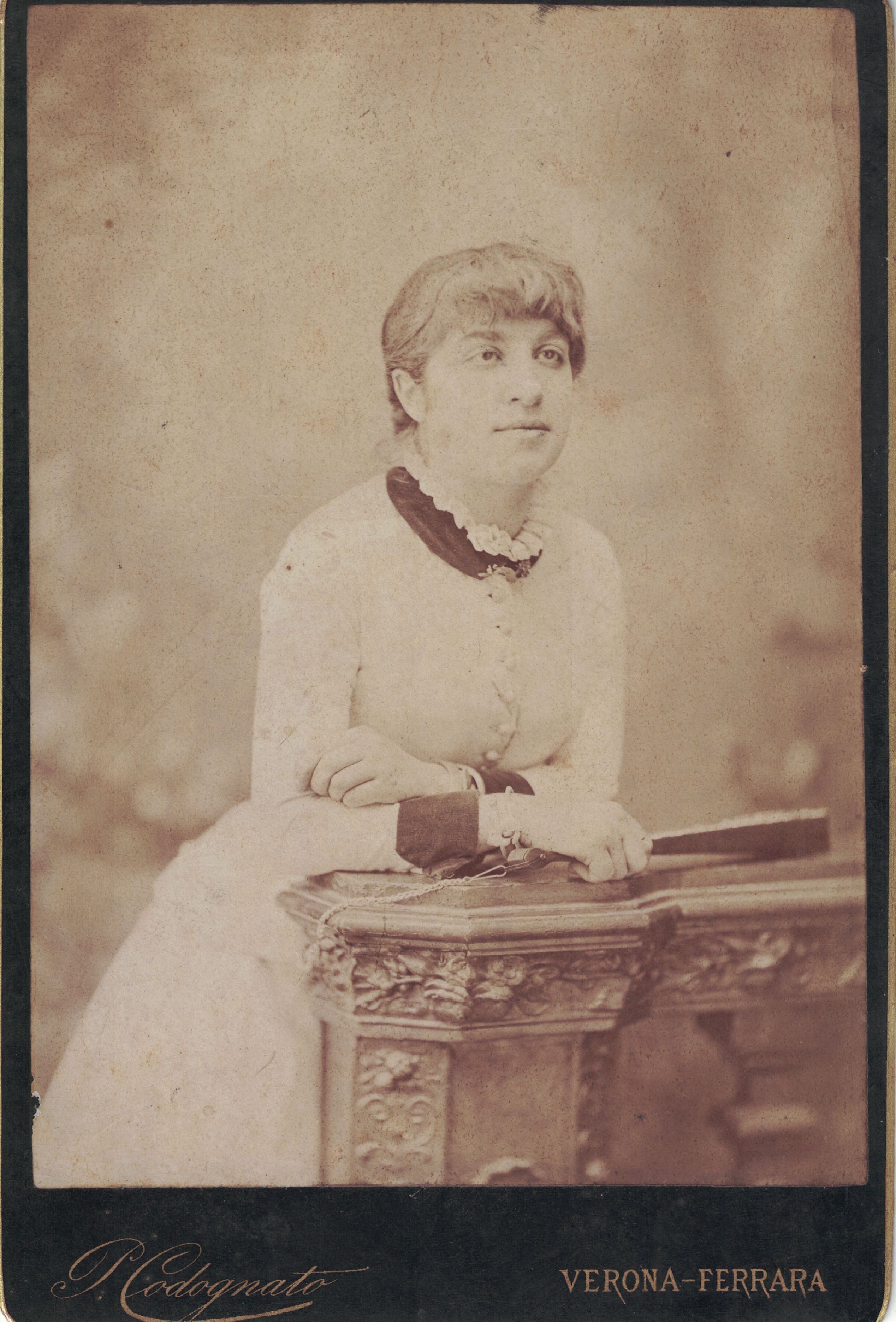 Elide Anau